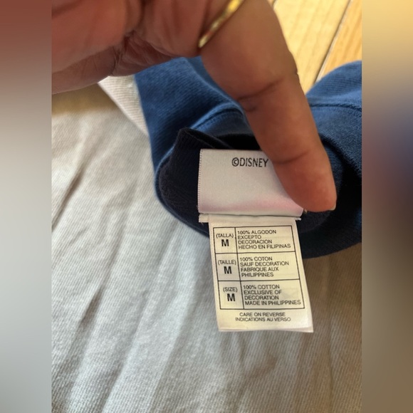 Vintage DISNEY STORE Grumpy sweater men’s size medium V Neck Long Sleeves - Picture 4 of 7